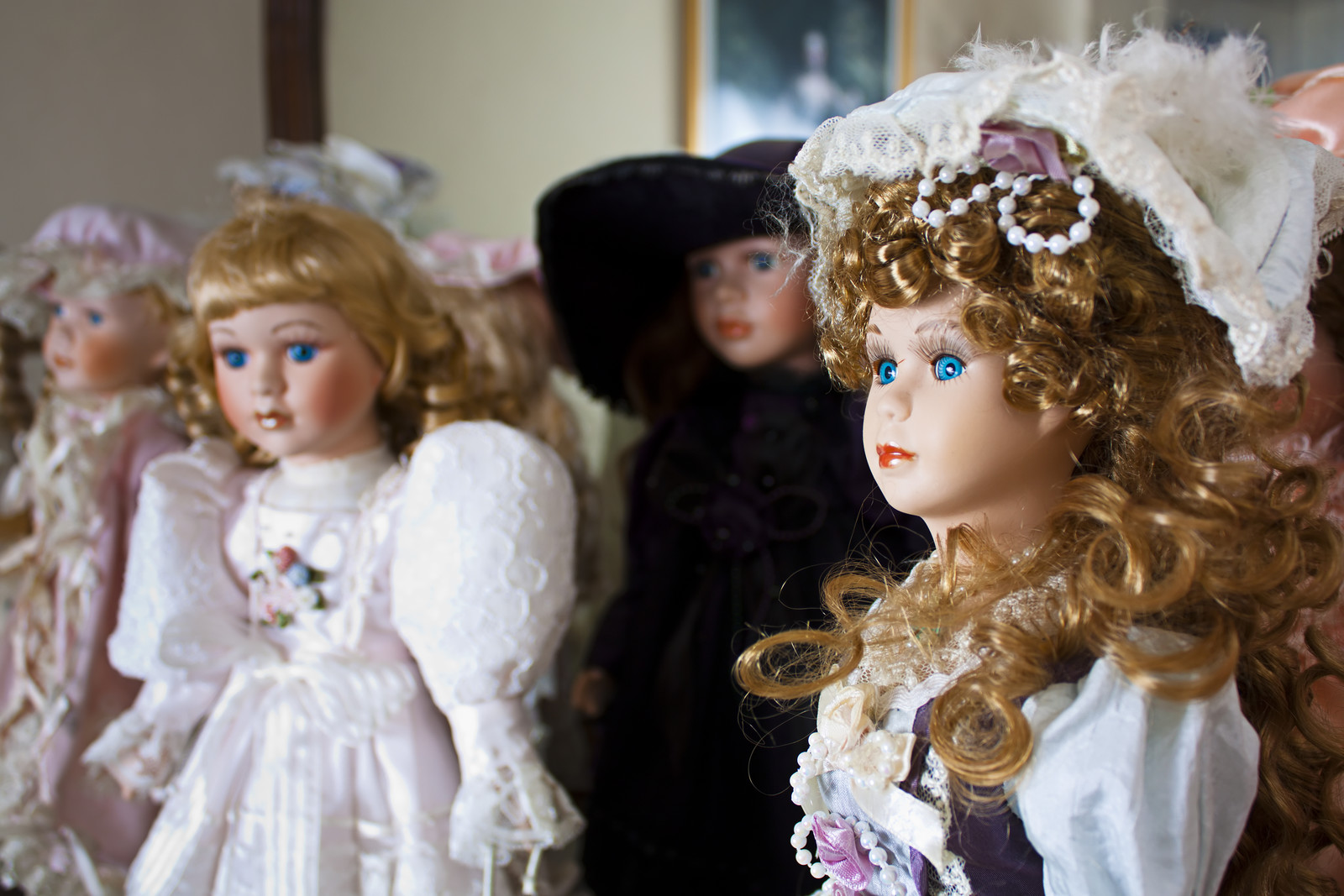 dolls collection.jpg